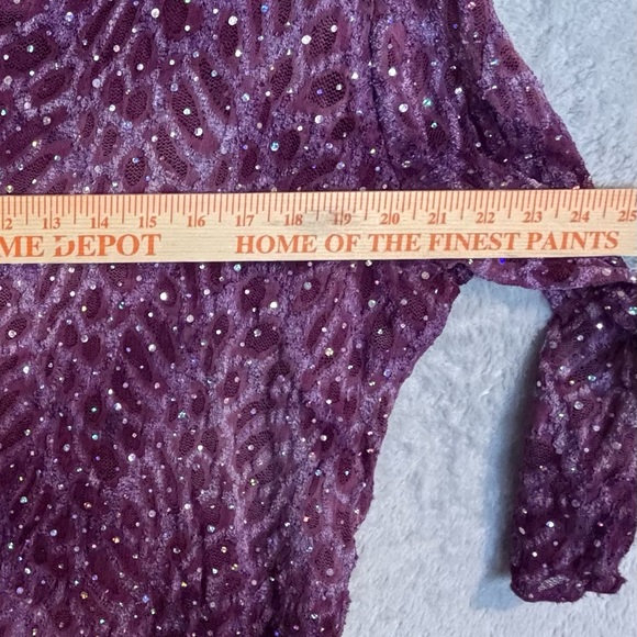 Dressbarn Sparkly Purple Sequin Lace 3/4 Sleeve Top – Party • Fits M–XL - Picture 8 of 9